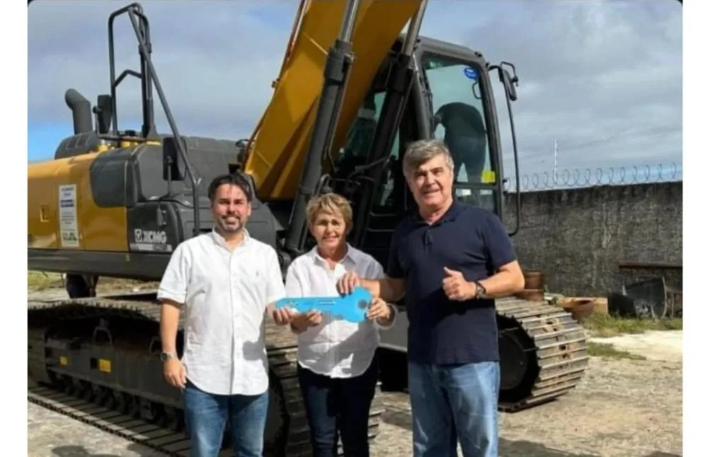 088da3abfc60a04419211c4da82bc9c8