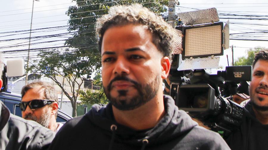 hytalo-santos-chega-ao-deic-apos-prisao-por-suspeita-de-exploracao-sexual-infantil-1755268821979_v2_900x506