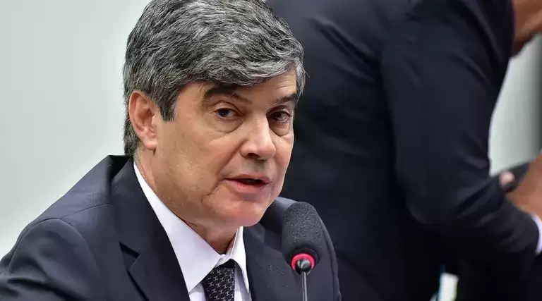 Deputado-Wellington-Roberto-vota-sim-pela-Isencao-do-IR